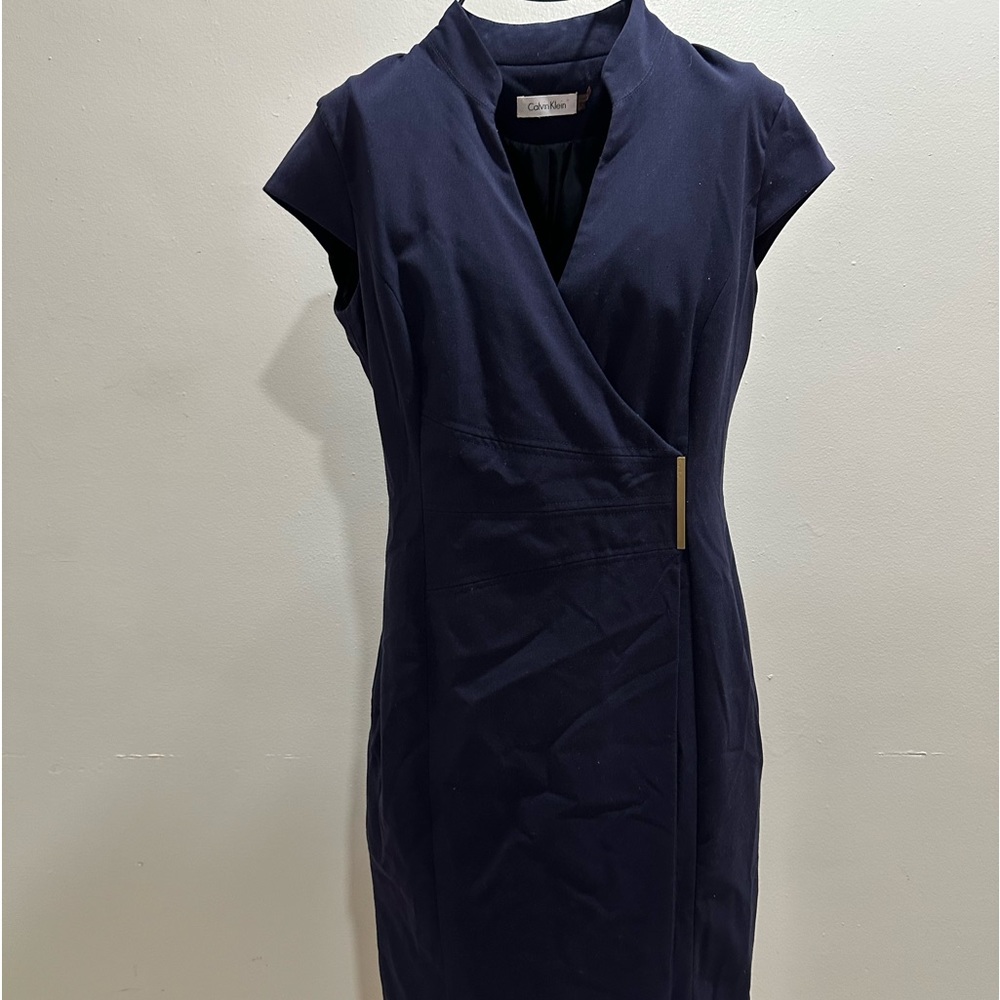 Casual dress can be used for office or even for dinner.